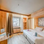 Hotiday Sauze Torre Hotel