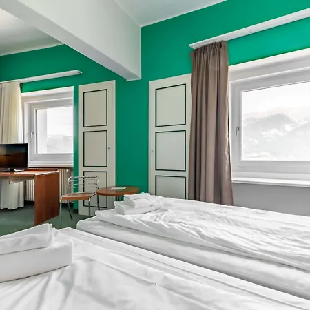 Hotiday Sauze Torre Otel