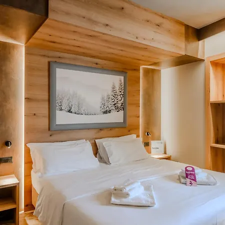 Hotiday Sauze Torre 4*