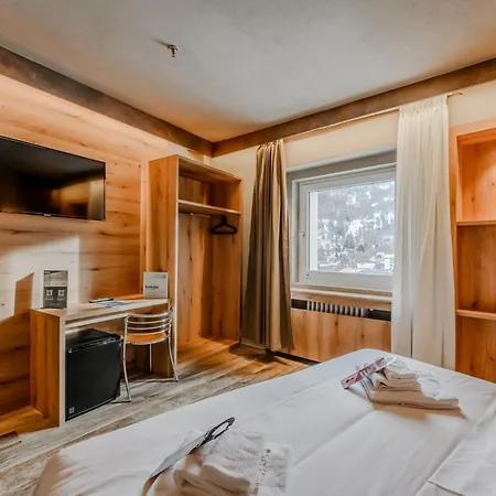 Hotiday Sauze Torre 4* Oulx