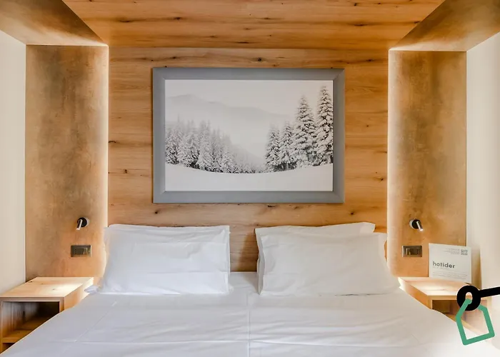 Hotiday Sauze Torre Szálloda 4*