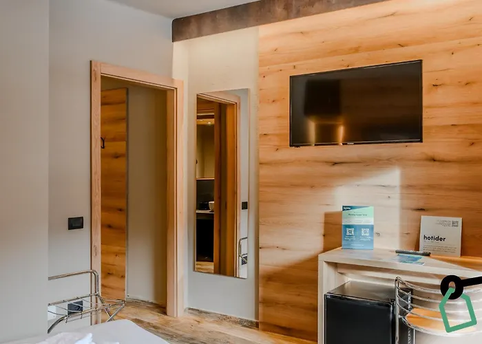 Hotiday Sauze Torre Otel Oulx